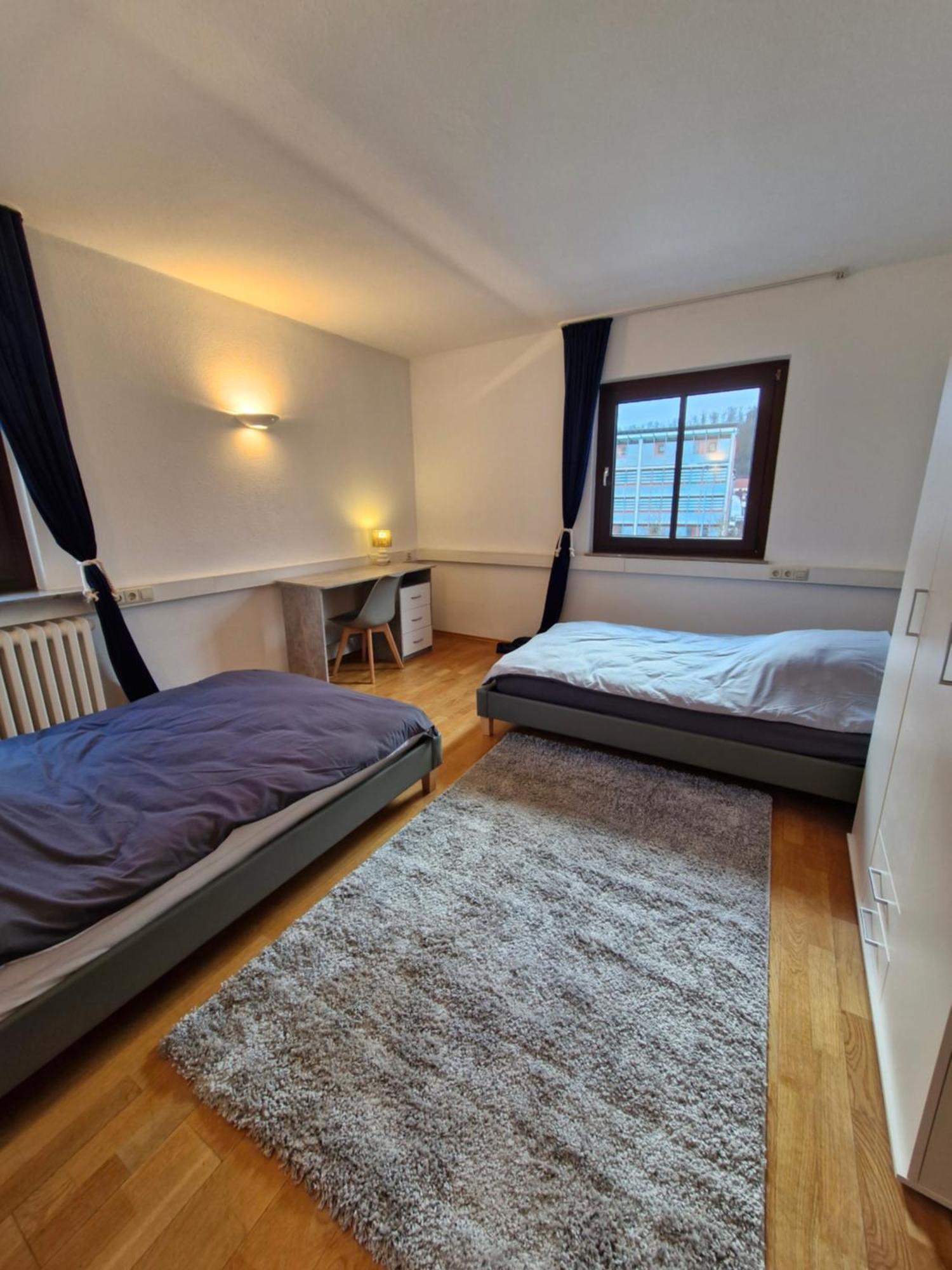 Stadtvilla Zimmervermietung ไฮเดนไฮม์ อันแดร์ เบรนซ์ ภายนอก รูปภาพ