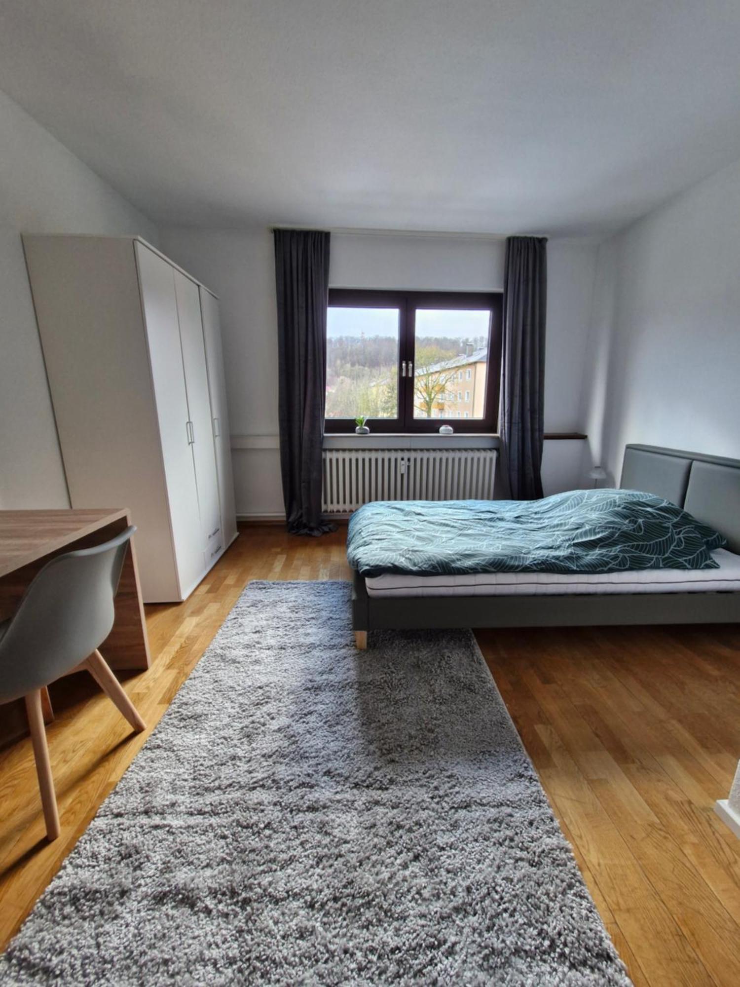 Stadtvilla Zimmervermietung ไฮเดนไฮม์ อันแดร์ เบรนซ์ ภายนอก รูปภาพ